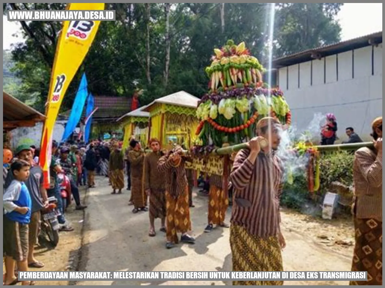 Pemberdayaan Masyarakat Melestarikan Tradisi Bersih Untuk