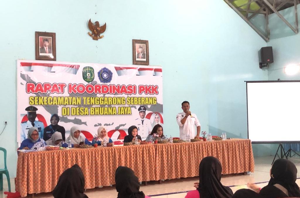 RAKOR PKK TINGKAT KECAMATAN DILAKSANAKAN DIDESA BHUANA JAYA.